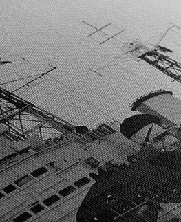 Čiernobiele obrazy Obraz nádherná loď na rieke Temža v Londýne v čiernobielom prevedení