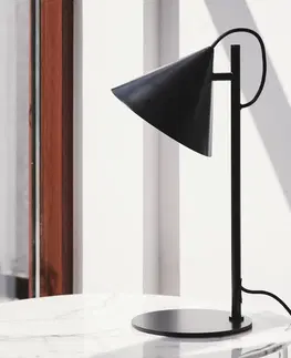 Stolové lampy FRANDSEN FRANDSEN Benjamin lampa čierna káblový vypínač