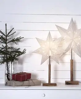 Vianočné svetelné hviezdy STAR TRADING Karo – stojaca deko lampa s hviezdnym vzorom 70 cm