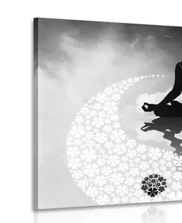 Čiernobiele obrazy Obraz jin a jang jóga v čiernobielom prevedení