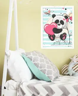 Obrazy do detskej izby Obraz pandy so srdiečkom nad postieľku
