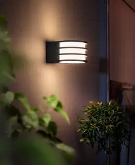 SmartHome vonkajšie svietidlá nástenné Philips Hue Philips HueWhite Lucca nástenné svetlo ovládateľné