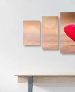 Obrazy láska 5-dielny obraz červené srdiečka na drevenej textúre