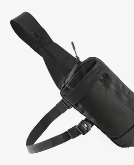 batohy Bežecká taška s dvoma spôsobmi nosenia pre ženy aj mužov 0,5 l čierna