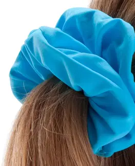 vodné športy Dievčenská plavecká gumička do vlasov modrá