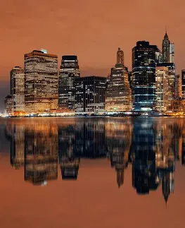 Samolepiace tapety Samolepiaca fototapeta odraz Manhattanu vo vode