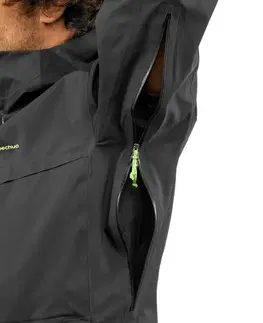bundy a vesty Pánska ľahká nepremokavá bunda MH900 na turistiku