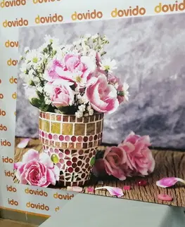 Obrazy kvetov Obraz kvety karafiátu v mozaikovom črepníku