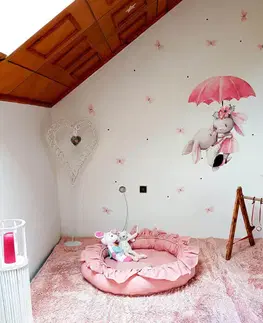 Nálepky na stenu Zajačiky letiace na dáždniku - Akvarelová samolepka na stenu