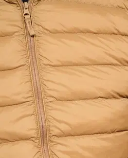 bundy a vesty Pánska golfová prešívaná vesta MW500 hnedá