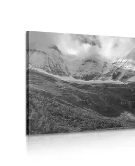 Čiernobiele obrazy Obraz majestátna horská krajina v čiernobielom prevedení