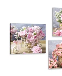 Zostavy obrazov Set obrazov kytice kvetov vo vintage prevedení