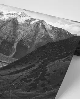 Čiernobiele tapety Fototapeta horská panoráma v čiernobielom