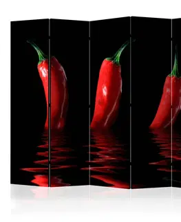 Paravány Paraván Chili pepper Dekorhome 135x172 cm (3-dielny)