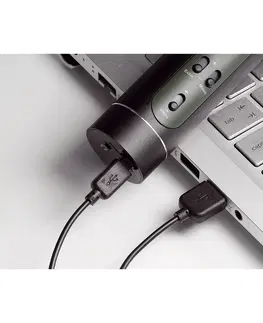 Drevené hračky Teddies Mikrofón karaoke Bluetooth, čierna, na batérie, s USB káblom