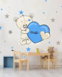 Nálepky na stenu Chlapčenská nálepka na stenu - Maco s modrými hviezdami a srdiečkom