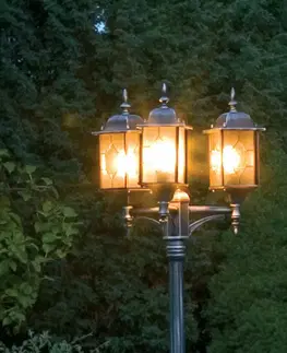Verejné osvetlenie Konstsmide Stožiarové svietidlo Milano, 3-plameňové