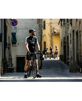 Šiltovky Cyklistická šiltovka pod helmu Rogelli RETRO, čierno-biela 009.966