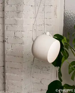 Závesné svietidlá FLOS FLOS Aim Small LED závesná lampa biela