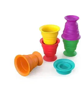 Náučné hračky BABY EINSTEIN - Hračka maxi prísavky poháriky 6ks Stack & Squish Cups™ 6m+
