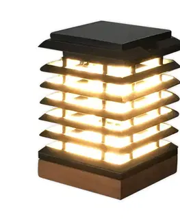 Solárne dekoračné osvetlenie Les Jardins Solárna stolná LED lampa Tekura z teakového dreva