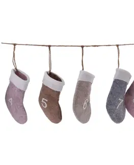 Vianočné dekorácie Adventný kalendár girlanda Vianočné ponožky, 220 cm, ružová