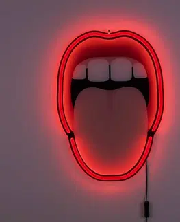 Vnútorné dekoratívne svietidlá SELETTI Dekoračné nástenné LED svetlo Tongue, 41 x 58 cm