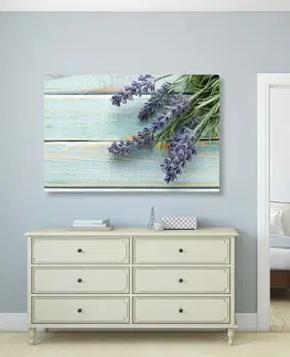 Obrazy kvetov Obraz levanduľa na drevenom pozadí