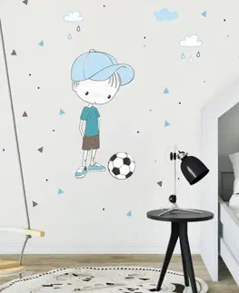 Nálepky na stenu INSPIO Chlapček s loptou - nálepka na stenu