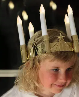 Vianočné osvetlenie STAR TRADING Päť-plameňová Luciina koruna s LED