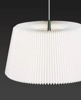 Závesné svietidlá LE KLINT LE KLINT Snowdrop XL – závesná lampa z plastu