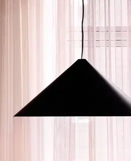 Závesné svietidlá Louis Poulsen Louis Poulsen Keglen závesné LED 65cm čierne
