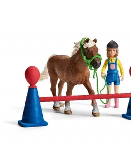 Drevené hračky Schleich 42481 Trénink v agility pre poníkov