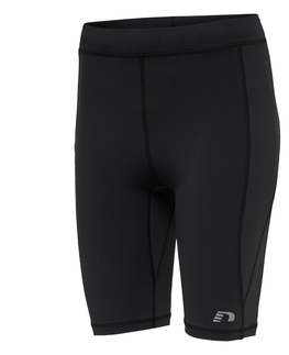 Dámske klasické nohavice Krátke nohavice Newline Core Sprinters Women čierna - XS