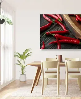 Obrazy jedlá a nápoje Obraz doska s chili papričkami