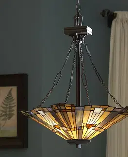 Závesné svietidlá QUOIZEL Závesná lampa Inglenook s farebným sklom, D 45 cm