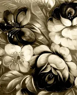 Čiernobiele tapety Tapeta kvetiny v sépiovom prevedení