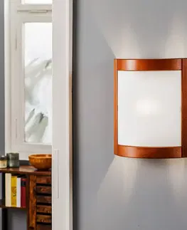 Nástenné svietidlá Lamkur Nástenné svietidlo Zanna z dreva 34 cm, rustikálne