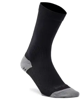 ponožky Krátke protišmykové futbalové ponožky VIRALTO II MiD čierne