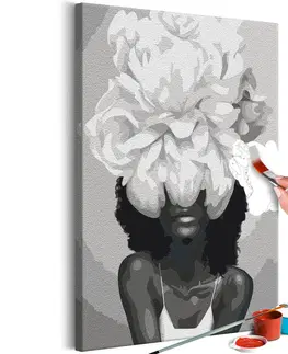 Maľovanie podľa čísiel Obraz maľovanie podľa čísiel žena s bielou kvetinou - White Flower