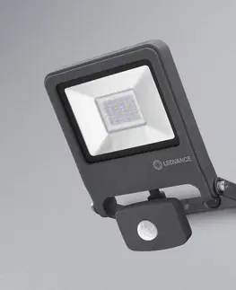 LED reflektory a svietidlá s bodcom do zeme LEDVANCE LEDVANCE Endura Floodlight LED reflektor, 30 W