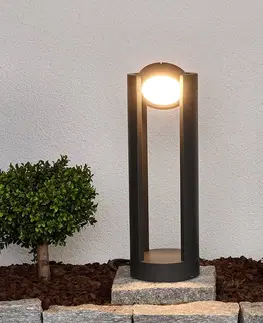 Vonkajšie stojanové svietidlá Lucande Nastaviteľné soklové LED svietidlo Dylen