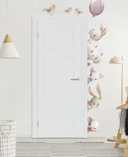 Nálepky na stenu Nálepky na steny do detskej izby - Akvarelové zvieratká okolo dverí