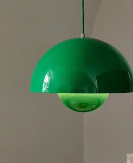 Závesné svietidlá &Tradition &Tradičné závesné svetlo Kvetináč VP7, Ø 37 cm, signálna zelená
