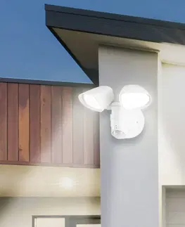 Vonkajšie nástenné svietidlá so senzorom Telefunken Senzorové vonkajšie nástenné svietidlo LED Bilbao 2-svetelné biele