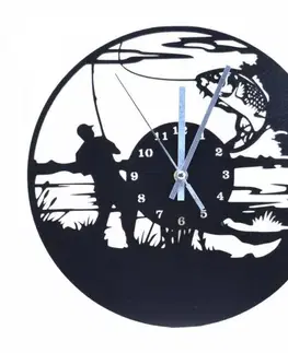 Hodiny Kinekus Nástenné hodiny dizajn RYBÁR, priemer 30 cm, čierne