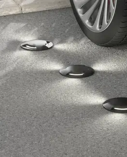 Nájazdové svietidlá Fumagalli LED podlahový reflektor Ceci 160–3L čierne CCT