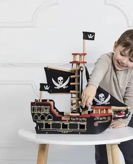 Drevené vláčiky Le Toy Van Pirátska loď Barbarossa