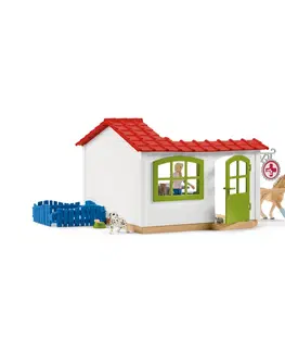 Drevené hračky Schleich 42502 Veterinárna ordinácia pre domáce zvieratá