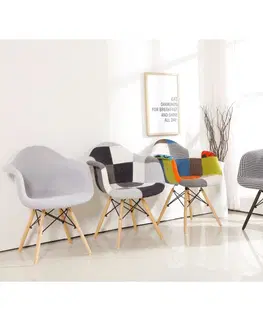 Jedálenské stoličky KONDELA Kubis New jedálenská stolička vzor patchwork / buk